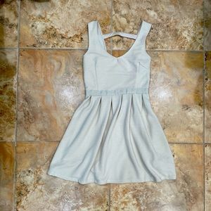 American Eagle NWT size 00 cream/off white knee length dress